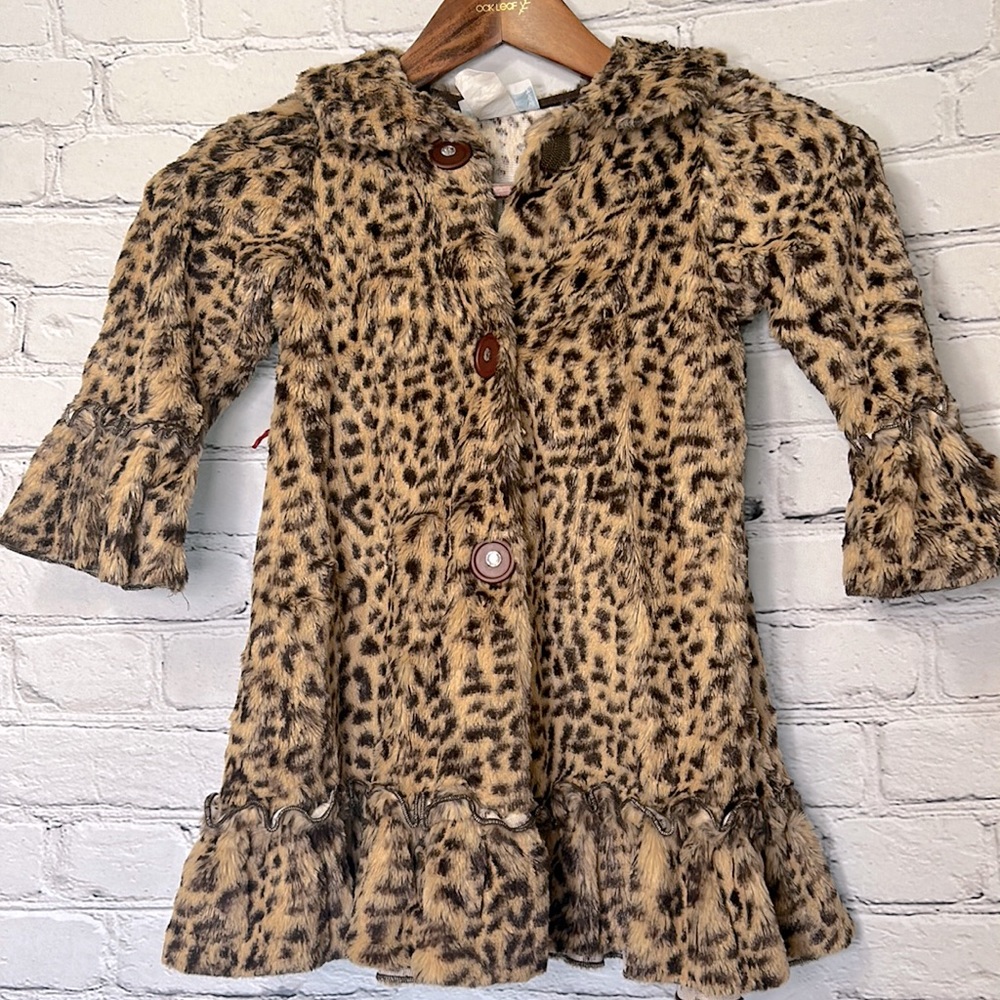 Chabre’ Faux Fur Leopard Jacket Size 3T Excellent Condition